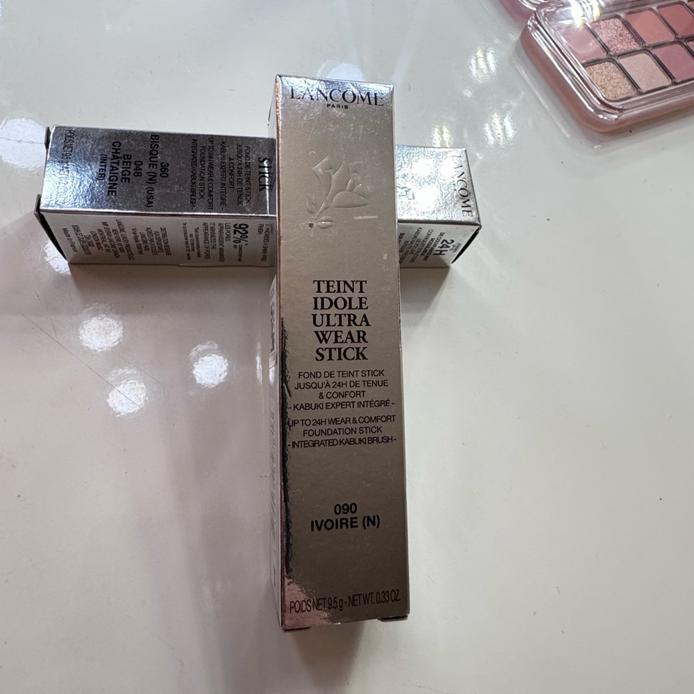 Lancome Teint Idole Ultra Wear Foundation Stick 090 Ivoire N - Picture 2 of 3